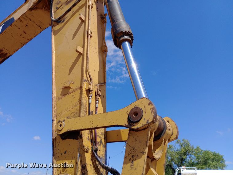 image for item NY9521 2008 Caterpillar 328D excavator