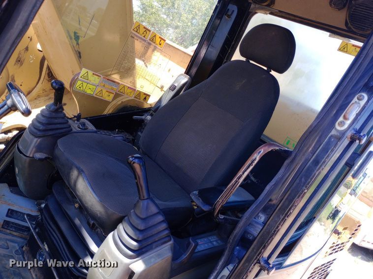 image for item NY9521 2008 Caterpillar 328D excavator