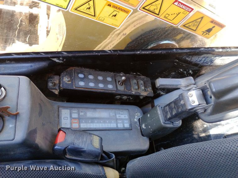 image for item NY9521 2008 Caterpillar 328D excavator