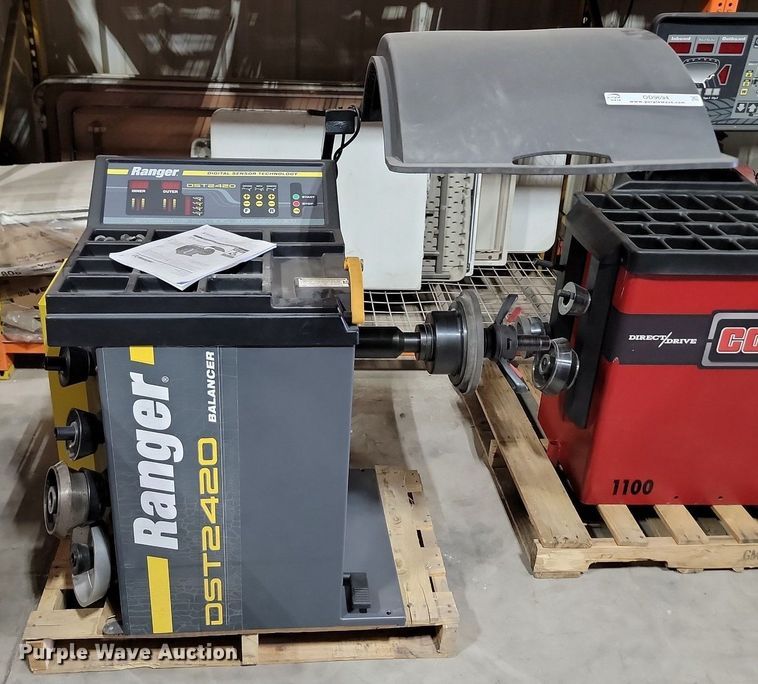 image for item OD9694 Ranger  DST2420 tire balancer
