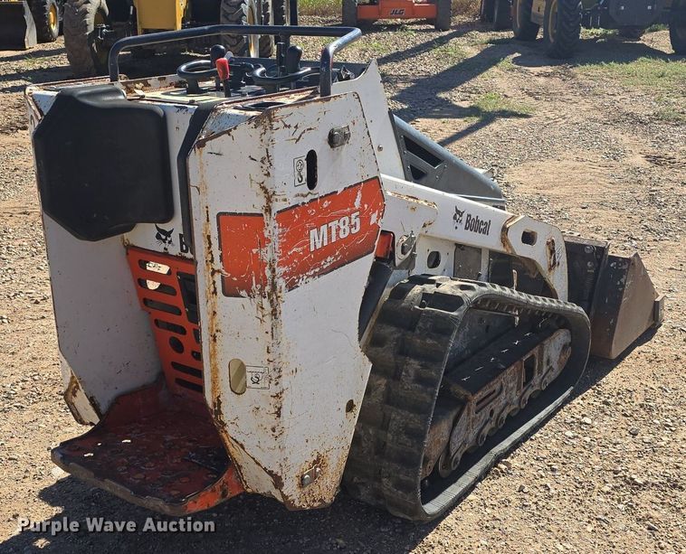 image for item OD9732 2019 Bobcat MT85 compact utility loader