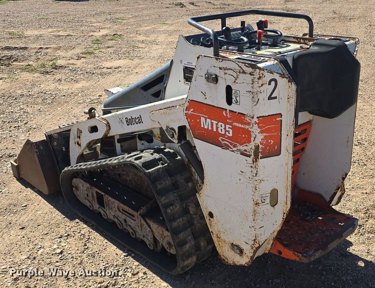 image for item OD9732 2019 Bobcat MT85 compact utility loader