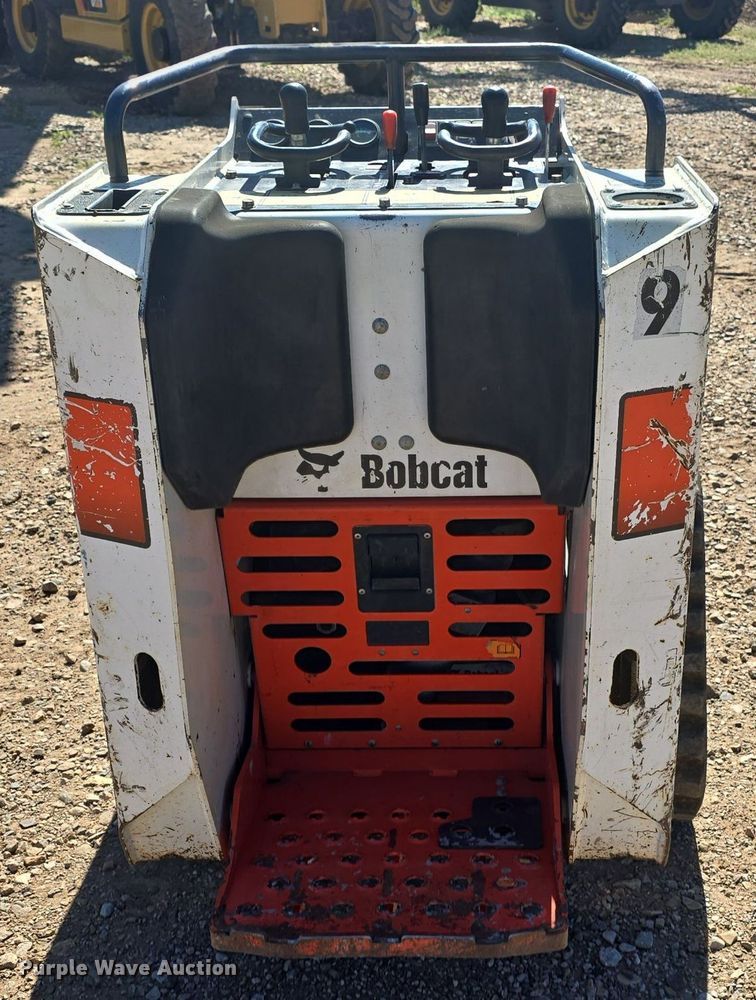 image for item OD9733 2020 Bobcat MT85 compact utility loader