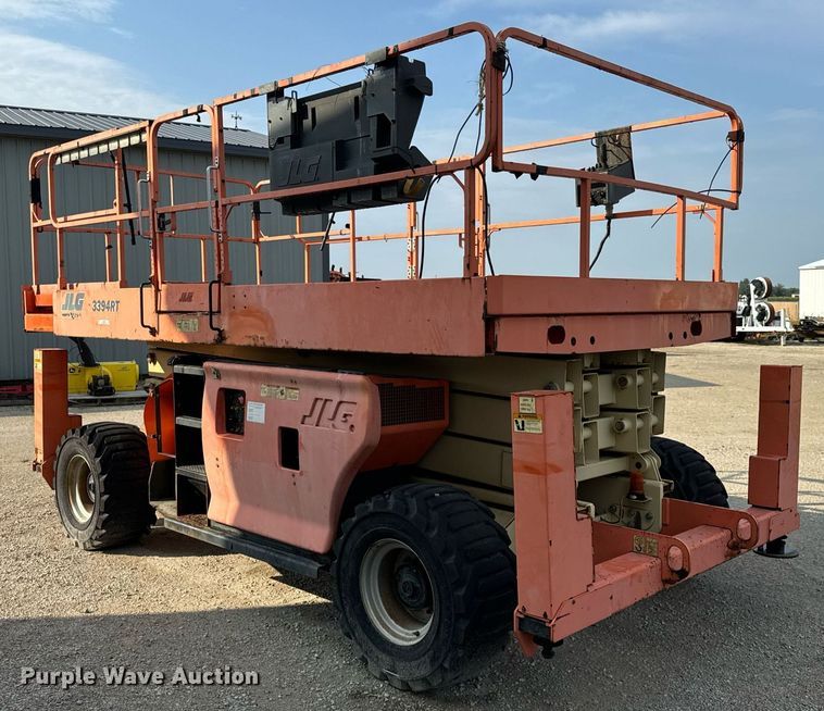 image for item OG9658 2008 JLG 3394RT scissor lift