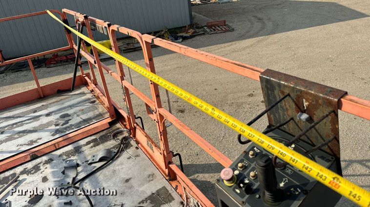 image for item OG9658 2008 JLG 3394RT scissor lift
