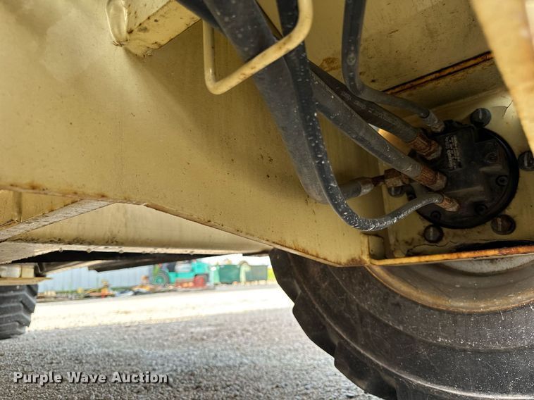 image for item OG9658 2008 JLG 3394RT scissor lift