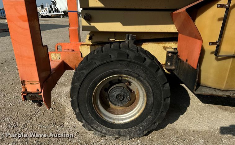 image for item OG9658 2008 JLG 3394RT scissor lift