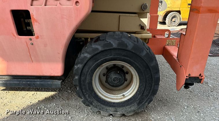 image for item OG9658 2008 JLG 3394RT scissor lift