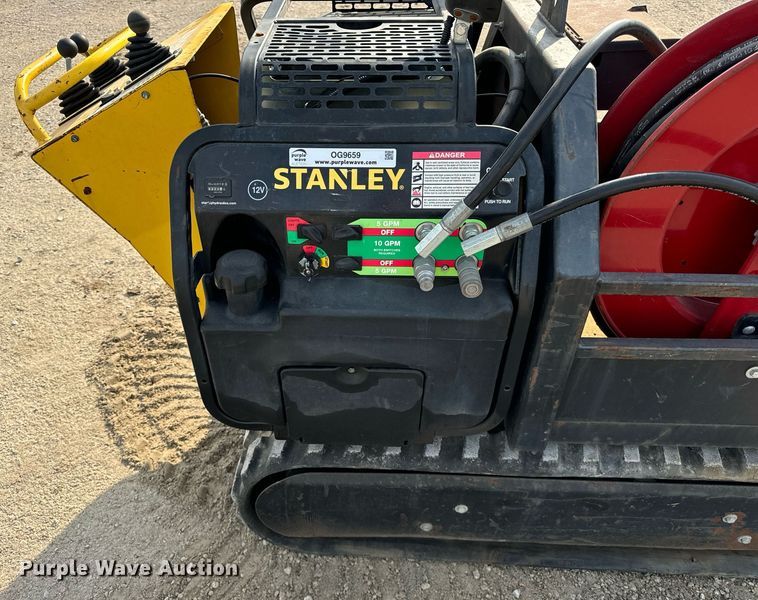 image for item OG9659 Stanley Trachorse  self-propelled mobile hydraulic power pack