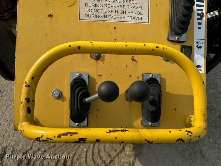 image for item OG9659 Stanley Trachorse  self-propelled mobile hydraulic power pack