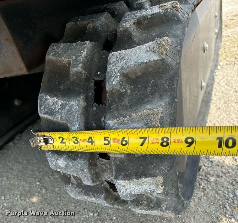 image for item OG9659 Stanley Trachorse  self-propelled mobile hydraulic power pack