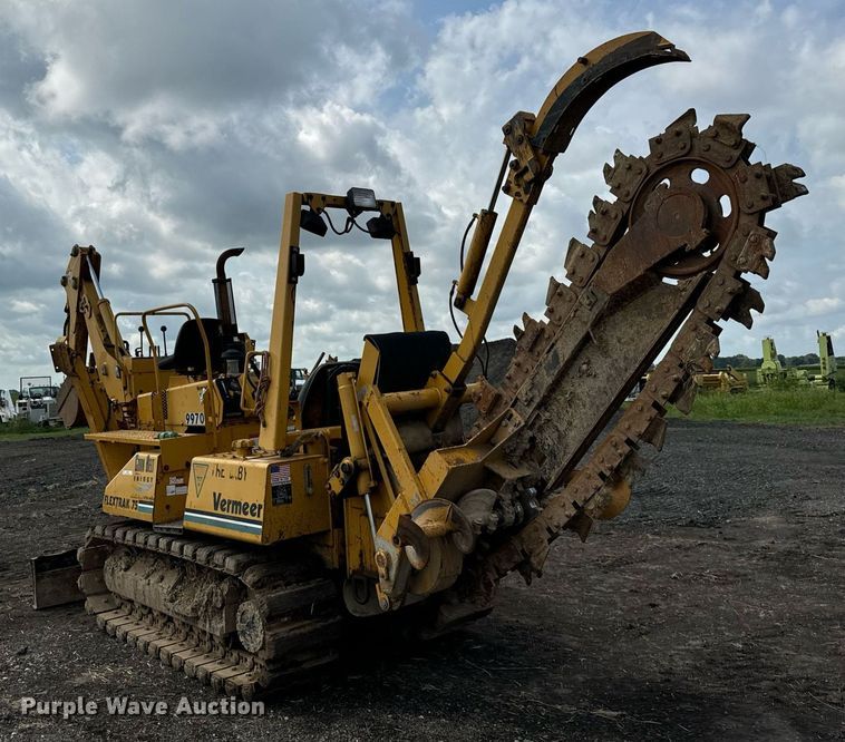 image for item OG9661 2003 Vermeer  Flextrak 75 trencher