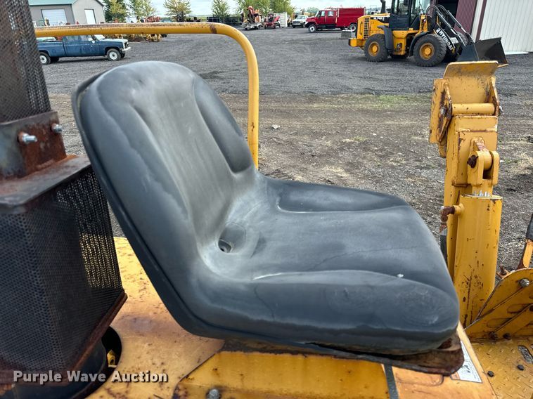 image for item OG9661 2003 Vermeer  Flextrak 75 trencher