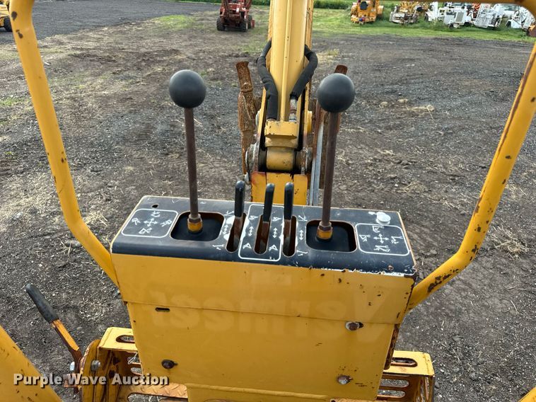 image for item OG9661 2003 Vermeer  Flextrak 75 trencher