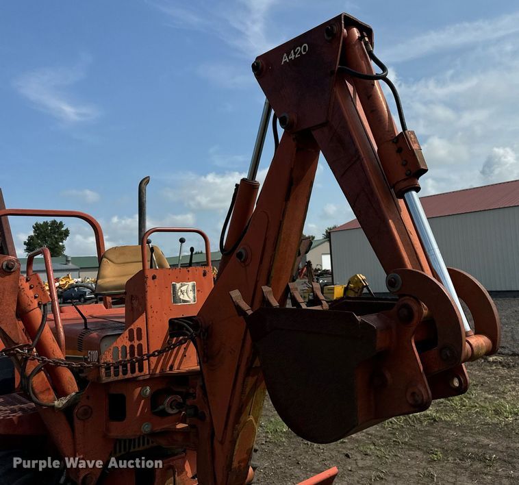 image for item OG9663 1997 Ditch Witch 5110DD trencher