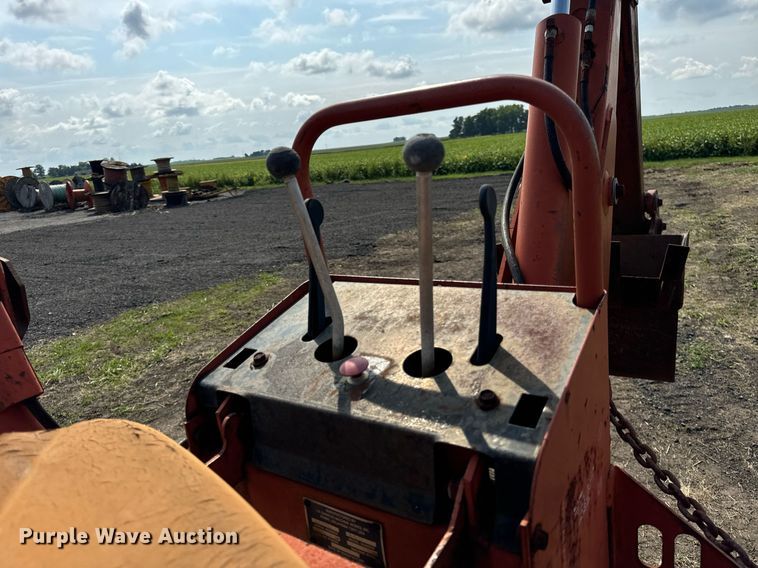 image for item OG9663 1997 Ditch Witch 5110DD trencher