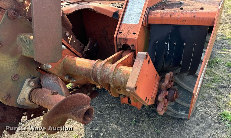 image for item OG9663 1997 Ditch Witch 5110DD trencher