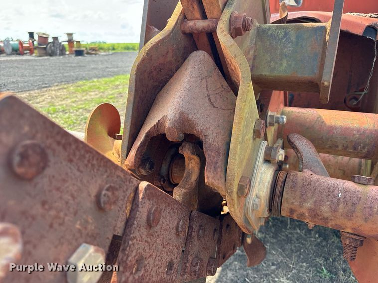 image for item OG9663 1997 Ditch Witch 5110DD trencher