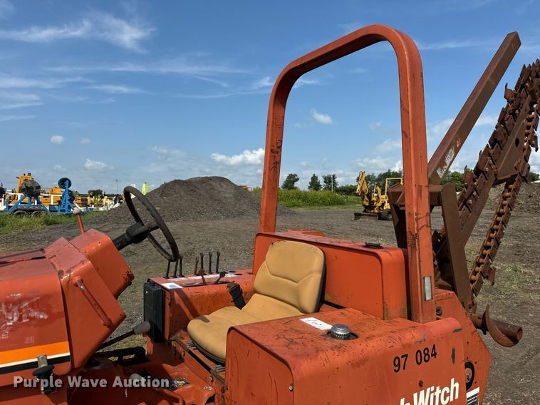 image for item OG9663 1997 Ditch Witch 5110DD trencher