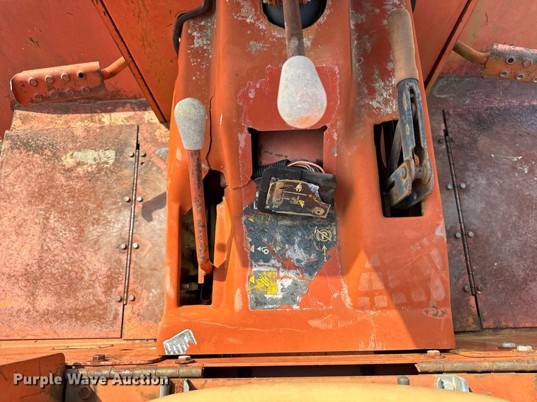 image for item OG9663 1997 Ditch Witch 5110DD trencher