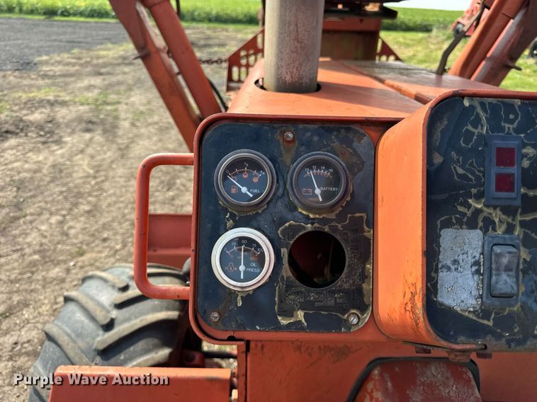 image for item OG9663 1997 Ditch Witch 5110DD trencher