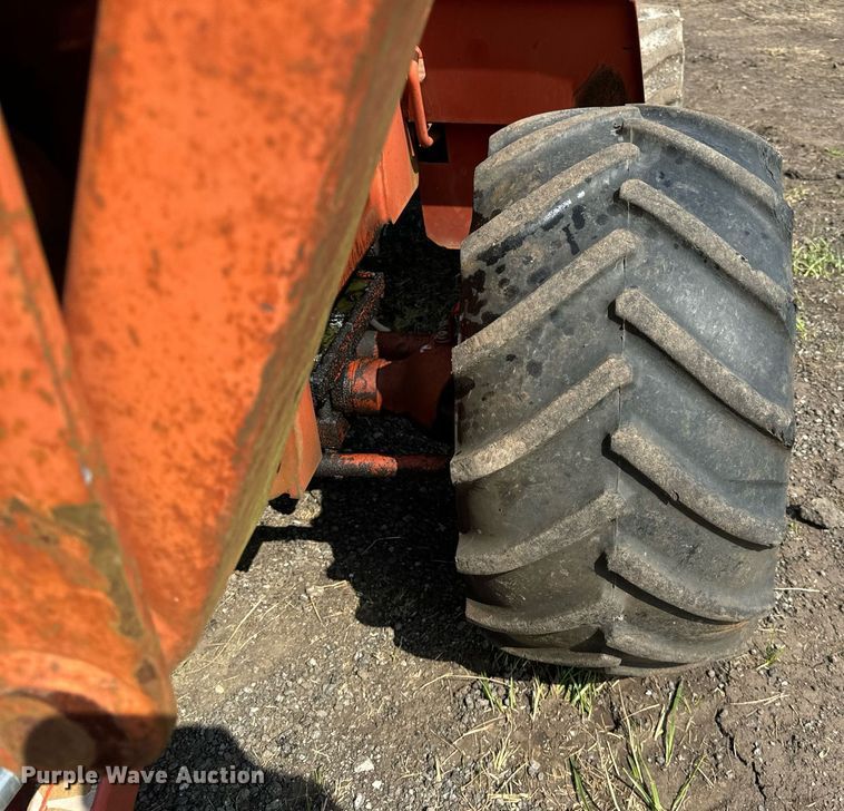 image for item OG9663 1997 Ditch Witch 5110DD trencher