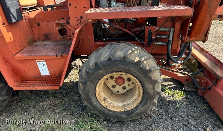 image for item OG9663 1997 Ditch Witch 5110DD trencher