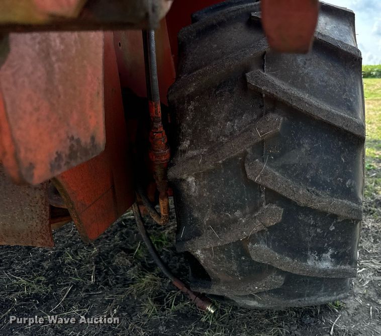 image for item OG9663 1997 Ditch Witch 5110DD trencher