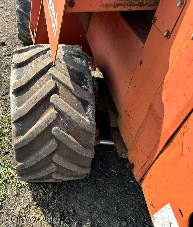 image for item OG9663 1997 Ditch Witch 5110DD trencher