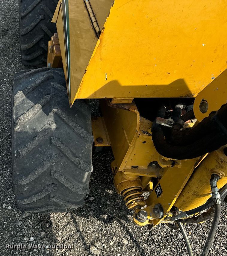 image for item OG9664 2008 Vermeer  LM42 trencher