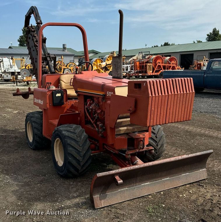 image for item OG9665 1996 Ditch Witch 5110DD trencher