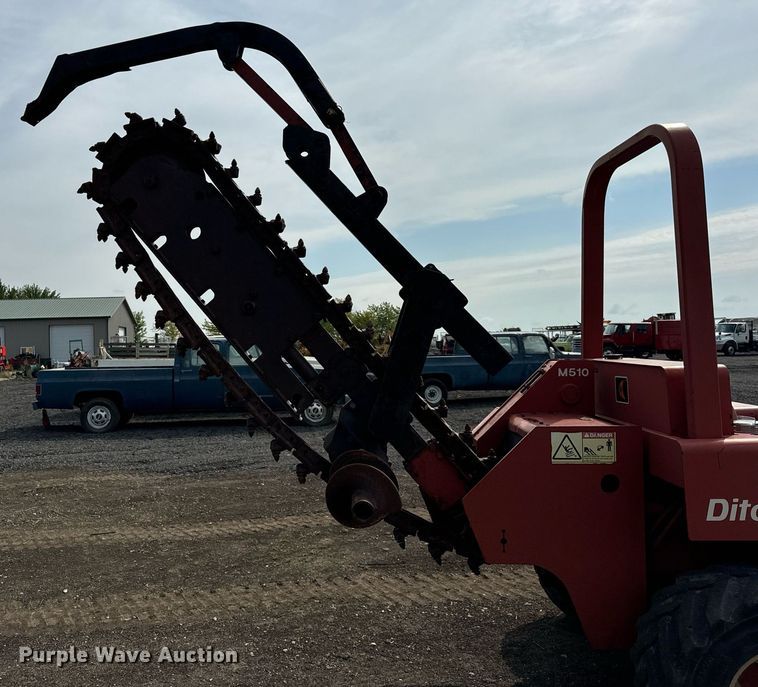 image for item OG9665 1996 Ditch Witch 5110DD trencher