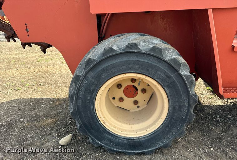 image for item OG9665 1996 Ditch Witch 5110DD trencher