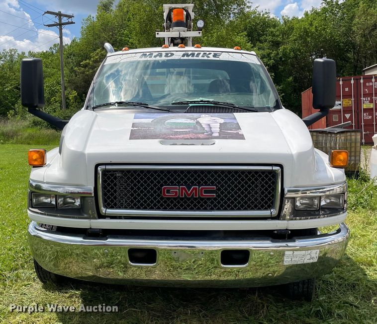 image for item OG9974 2007 GMC C5500 utility / service truck