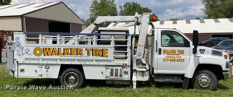 image for item OG9974 2007 GMC C5500 utility / service truck