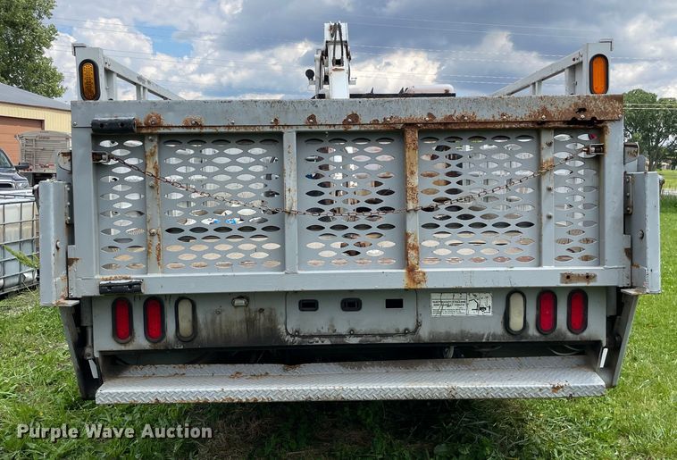 image for item OG9974 2007 GMC C5500 utility / service truck