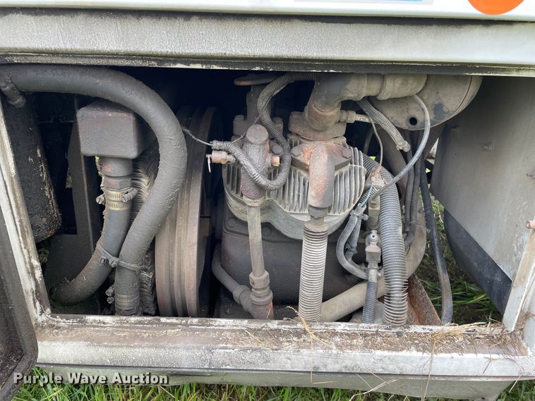 image for item OG9974 2007 GMC C5500 utility / service truck