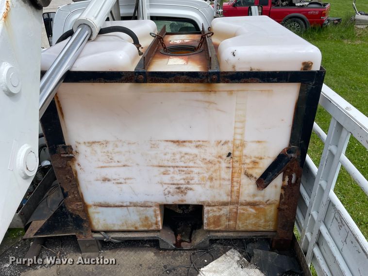 image for item OG9974 2007 GMC C5500 utility / service truck