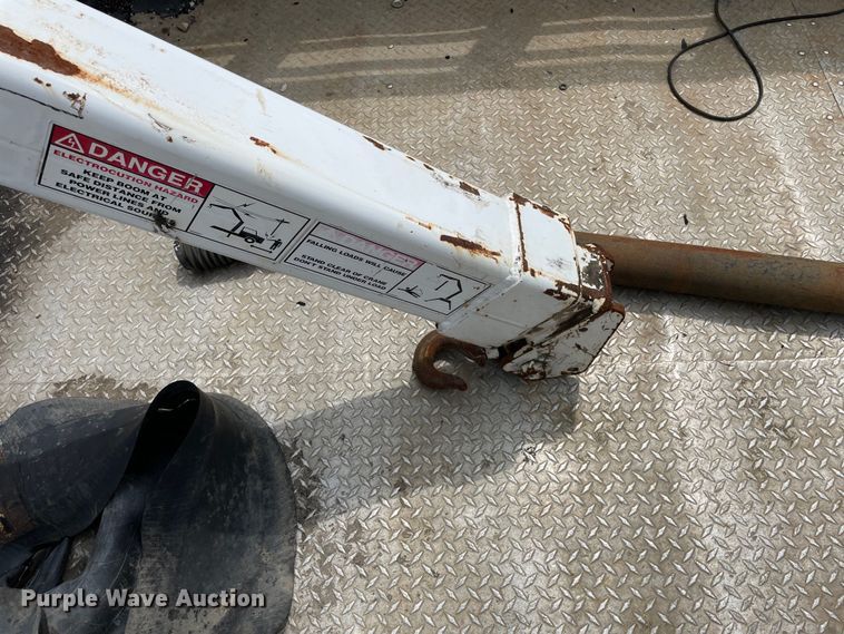 image for item OG9974 2007 GMC C5500 utility / service truck