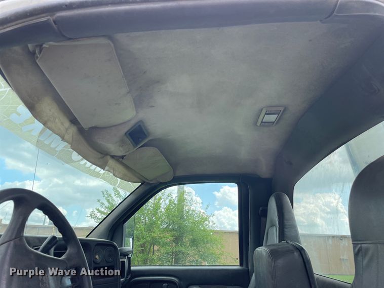 image for item OG9974 2007 GMC C5500 utility / service truck