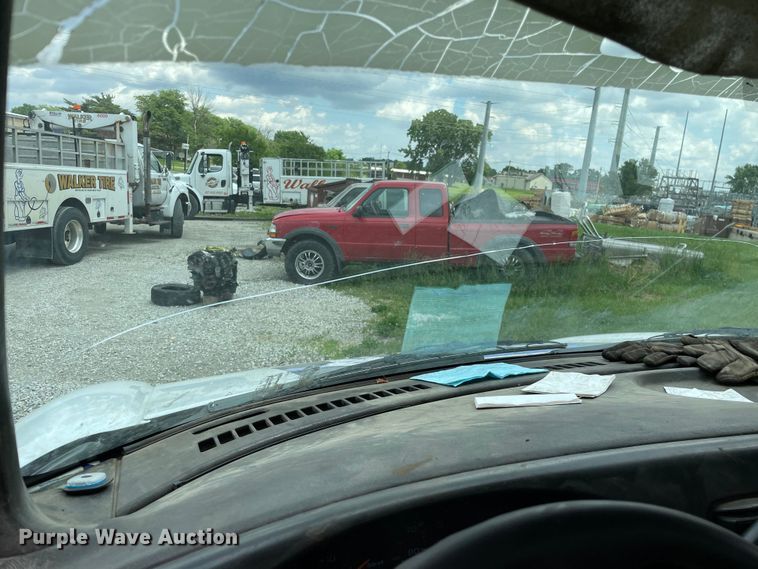 image for item OG9974 2007 GMC C5500 utility / service truck