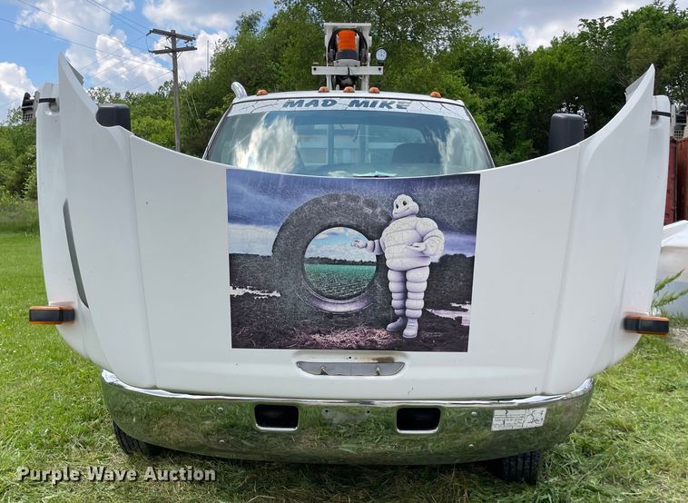 image for item OG9974 2007 GMC C5500 utility / service truck