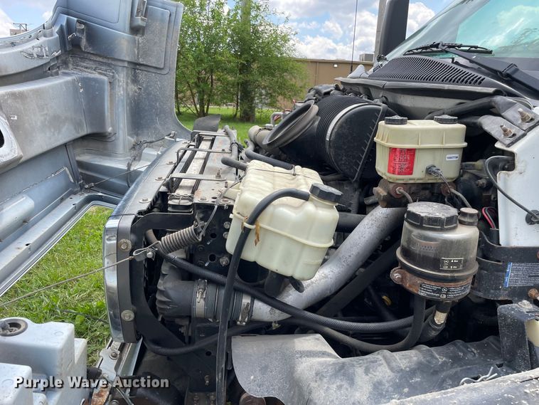 image for item OG9974 2007 GMC C5500 utility / service truck