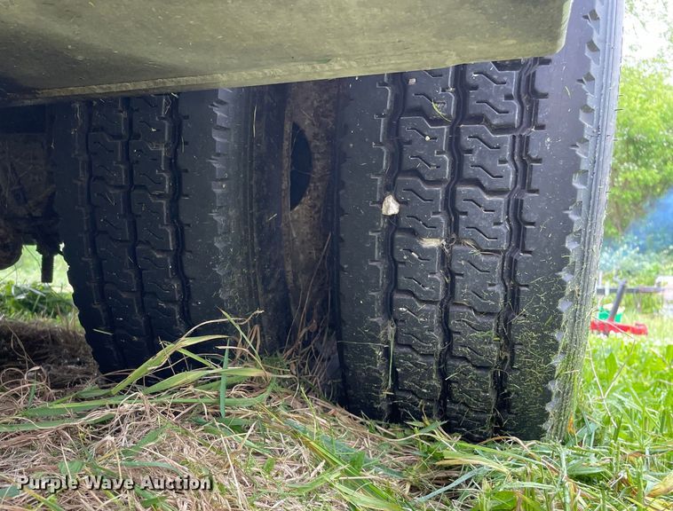 image for item OG9974 2007 GMC C5500 utility / service truck