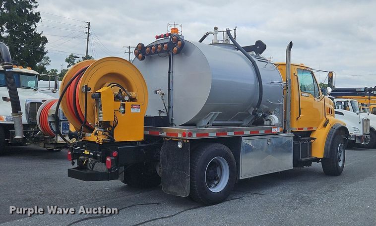 image for item OJ9812 1997 Ford Louisville  sewer jetter truck