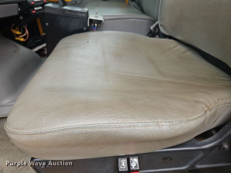 image for item OJ9812 1997 Ford Louisville  sewer jetter truck