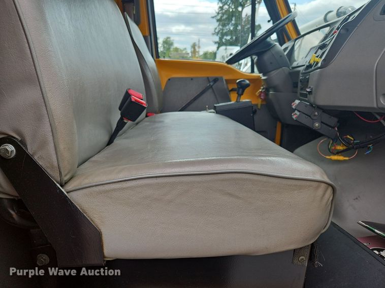 image for item OJ9812 1997 Ford Louisville  sewer jetter truck