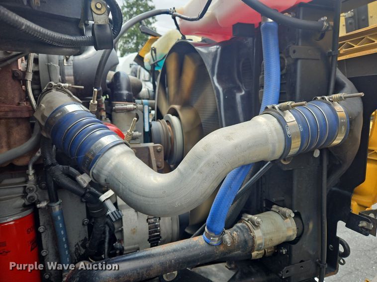 image for item OJ9812 1997 Ford Louisville  sewer jetter truck