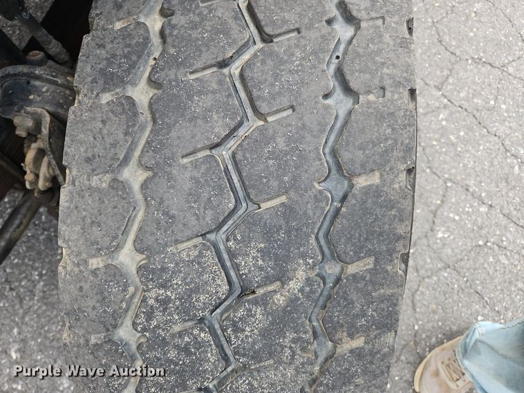 image for item OJ9812 1997 Ford Louisville  sewer jetter truck