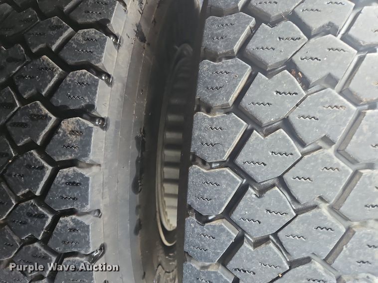 image for item OJ9812 1997 Ford Louisville  sewer jetter truck